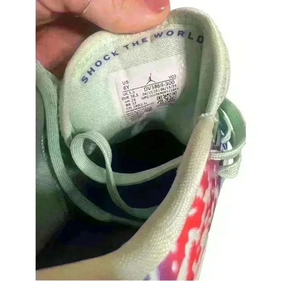 Air Jordan Zion 3 Mud, Sweat & Tears Size 6Y - Picture 6 of 6